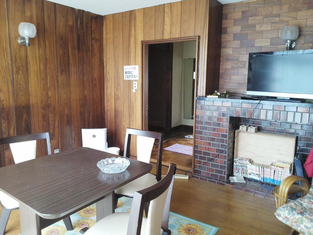 Guesthouse Face To Face ฟูจิโนะมิยะ ภายนอก รูปภาพ